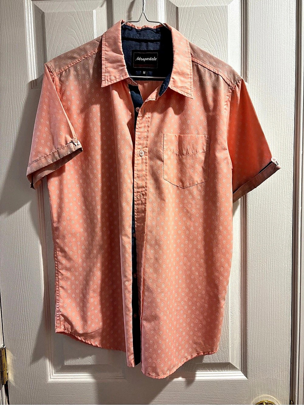 Aeropostale Men's Geometric Button Down Shirt Size Medium